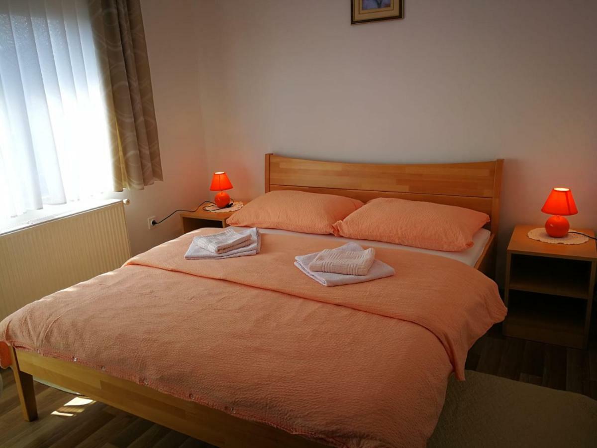 Apartman Marija Brajdic ราโควิซา ภายนอก รูปภาพ